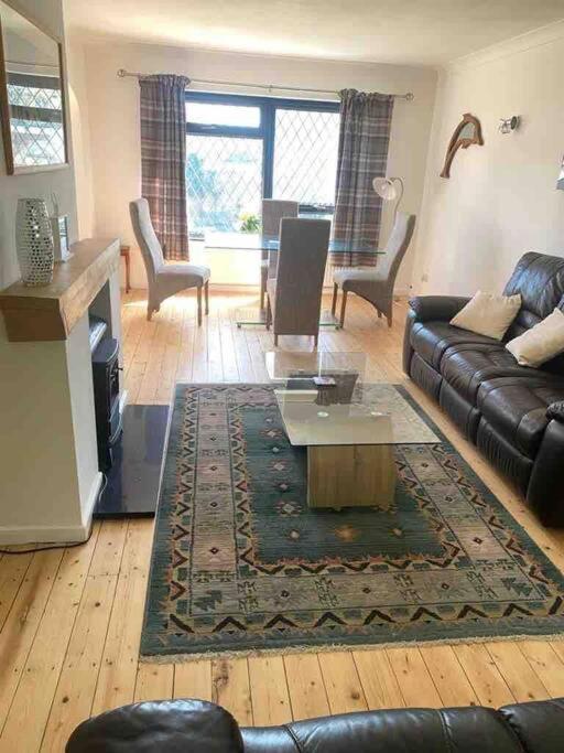 Cherry Cottage 웨스트 머씨 외부 사진